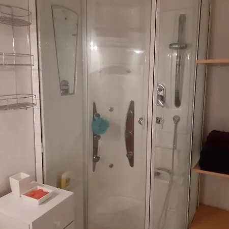 Chez Eve Chalet Nimes